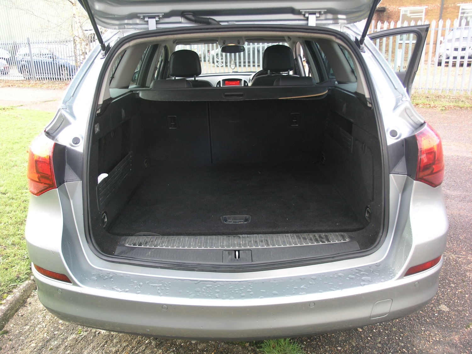 Used Vauxhall Astra 2012 for sale - 76614790: Photo 13