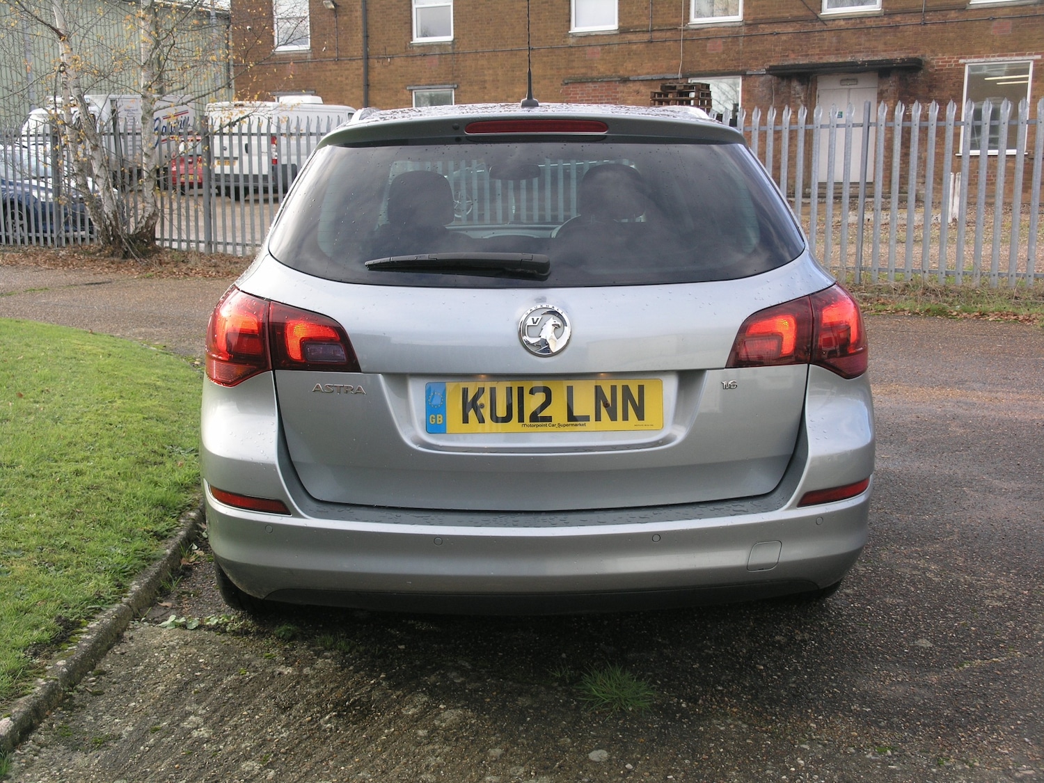 Used Vauxhall Astra 2012 for sale - 76614790: Photo 6
