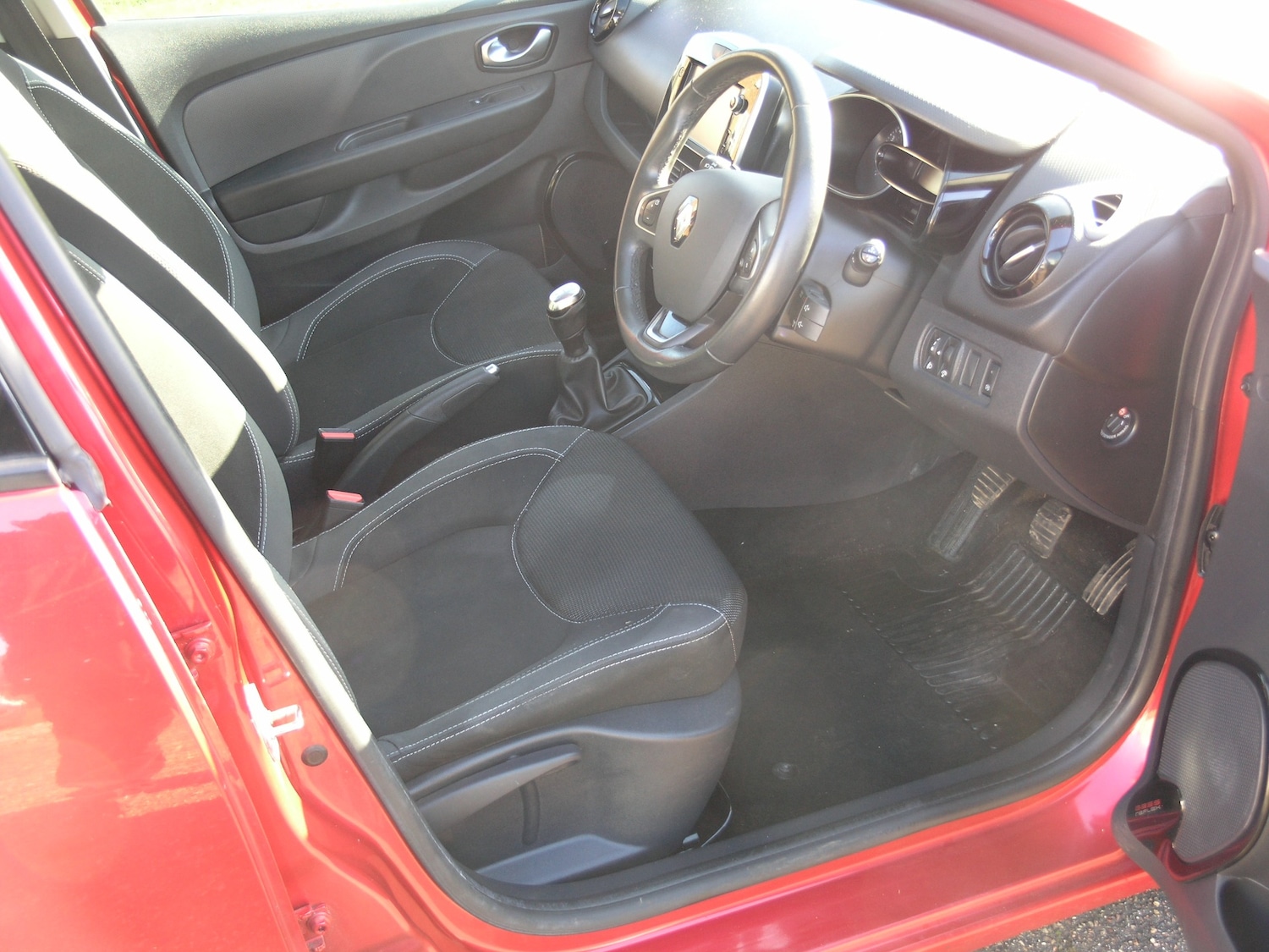 Used Renault Clio 2017 for sale - 78042431: Photo 9