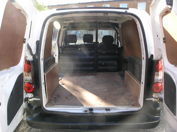 Used Peugeot Partner 2017 for sale - 76048727: Photo 12