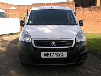 Used Peugeot Partner 2017 for sale - 76048727: Photo