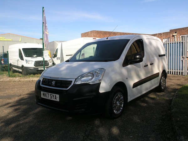 Used Peugeot Partner 2017 for sale - 76048727: Photo 3