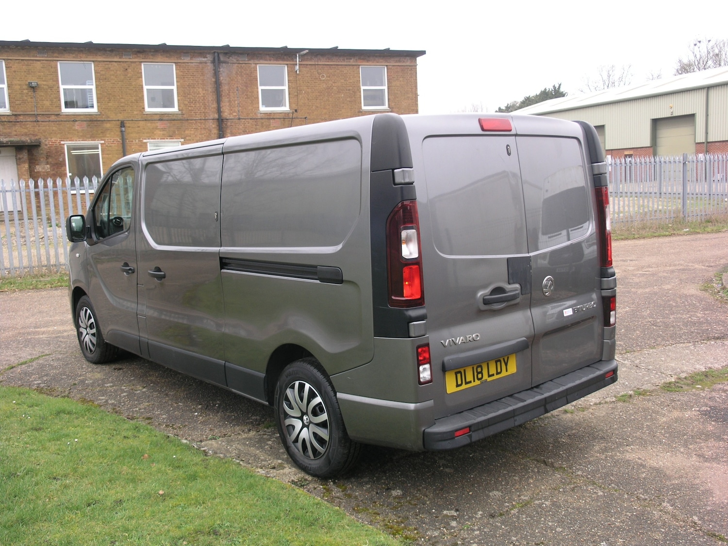 Used Vauxhall Vivaro 2018 for sale - 77775265: Photo 5