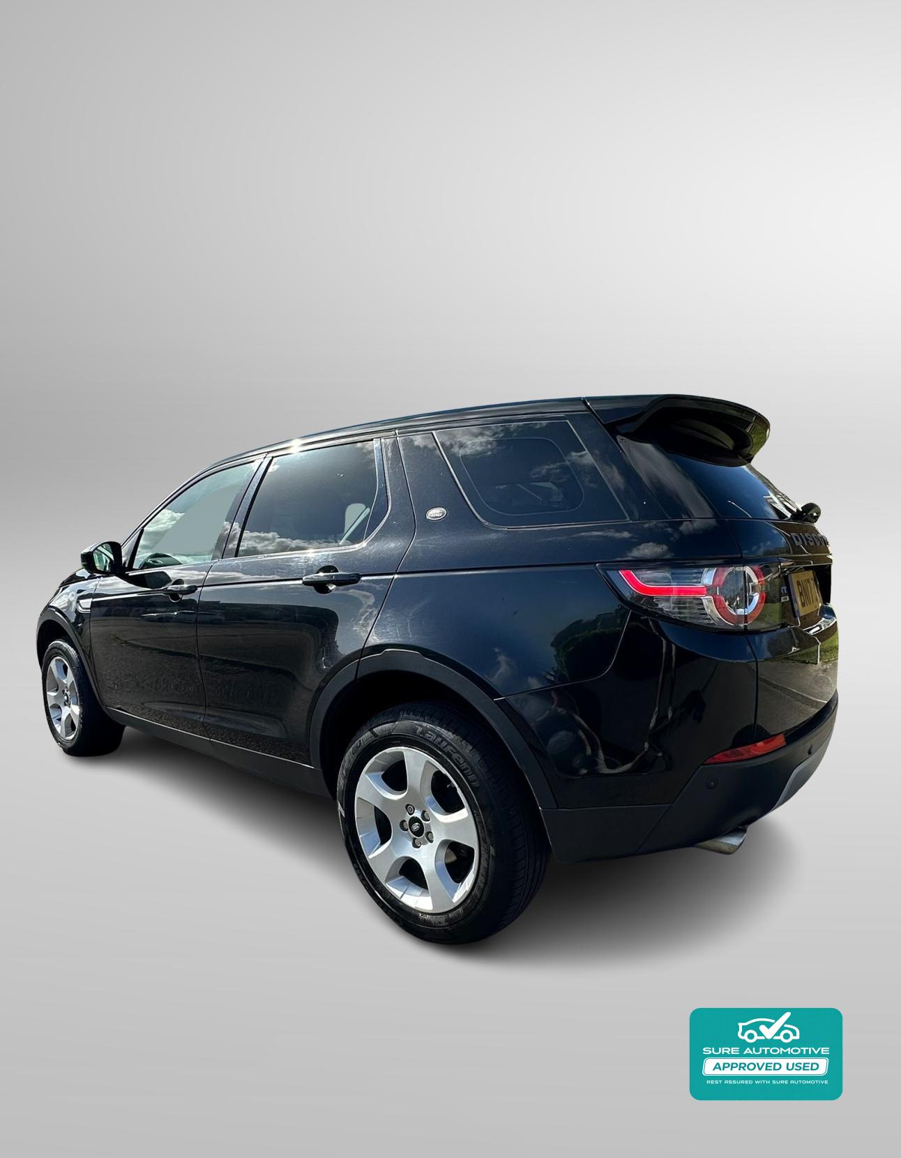 Used Land Rover Discovery Sport 2017 for sale - 78018714: Photo 5