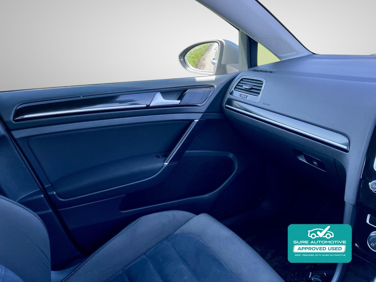 Used Volkswagen Golf 2014 for sale - 77982033: Photo 9