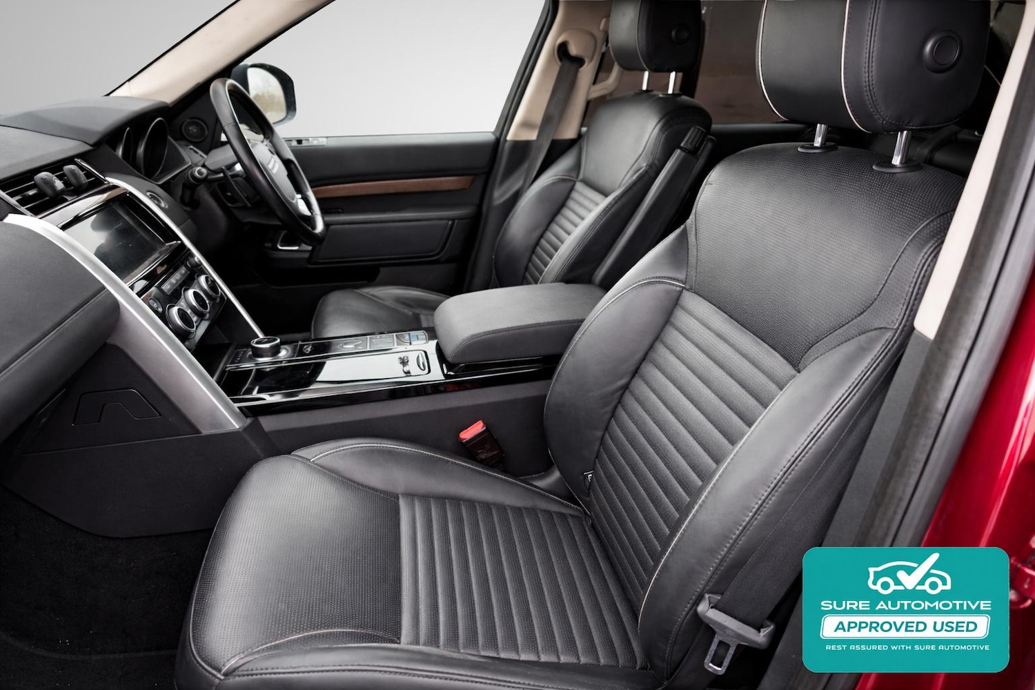 Used Land Rover Discovery 2017 for sale - 78046034: Photo 2