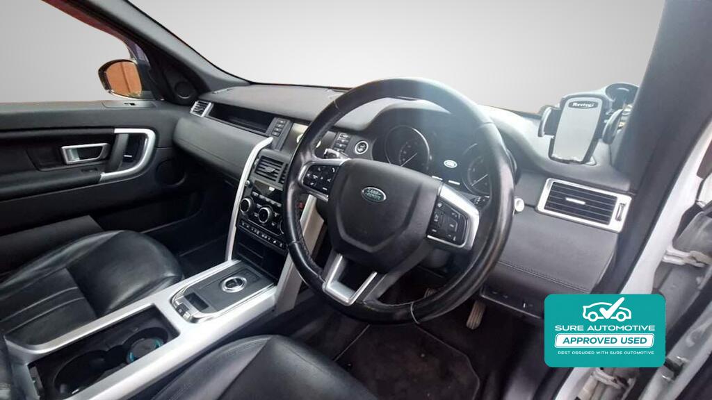 Used Land Rover Discovery Sport 2018 for sale - 78063371: Photo 15