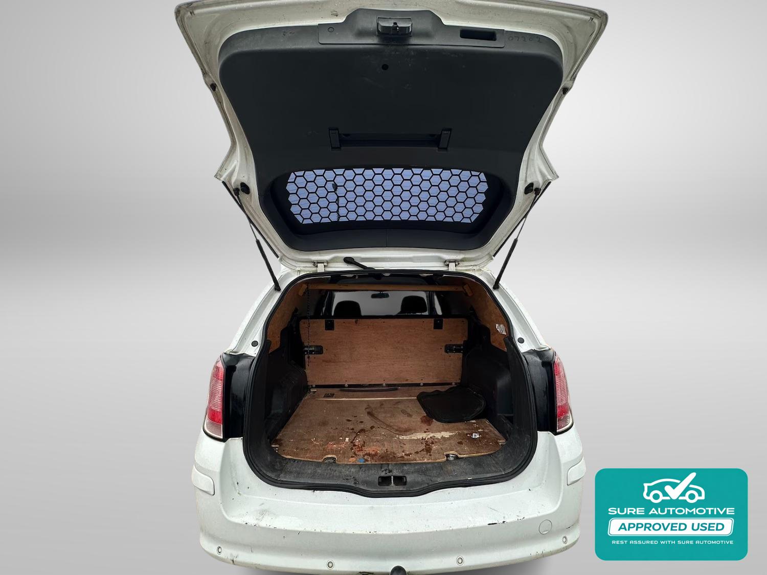 Used Vauxhall Astra Van 2010 for sale - 77848276: Photo 5