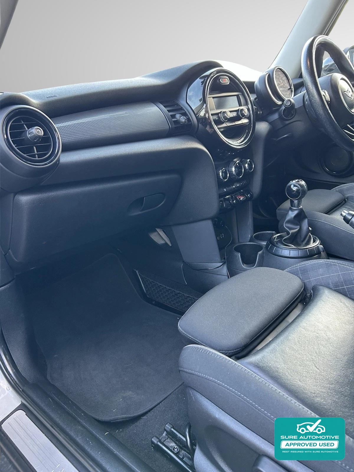 Used MINI Hatch 2016 for sale - 77750448: Photo 6