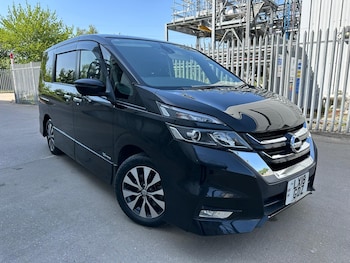 Used Nissan Serena 2018 for sale - 79296399: Photo