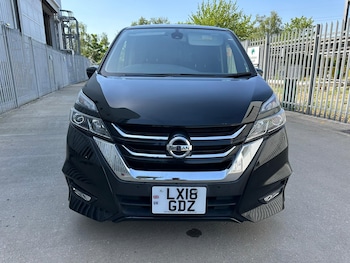 Used Nissan Serena 2018 for sale - 79296399: Photo