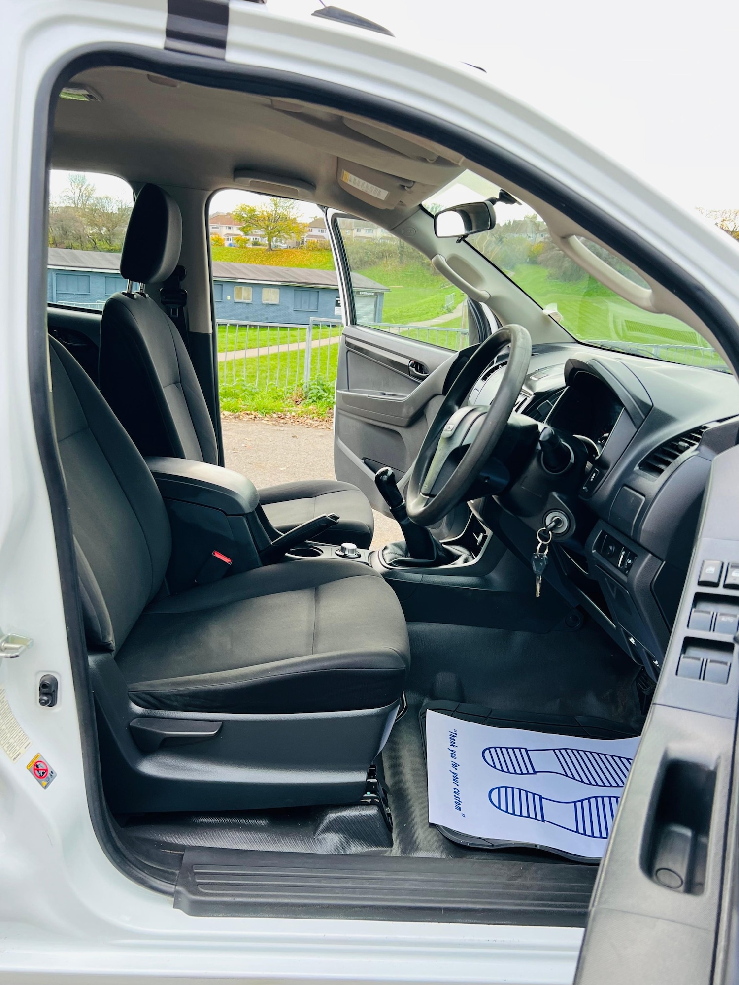 Used Isuzu D-Max 2017 for sale - 76626671: Photo 10