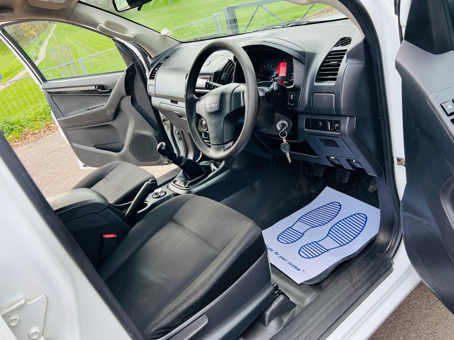 Used Isuzu D-Max 2017 for sale - 76626671: Photo 12