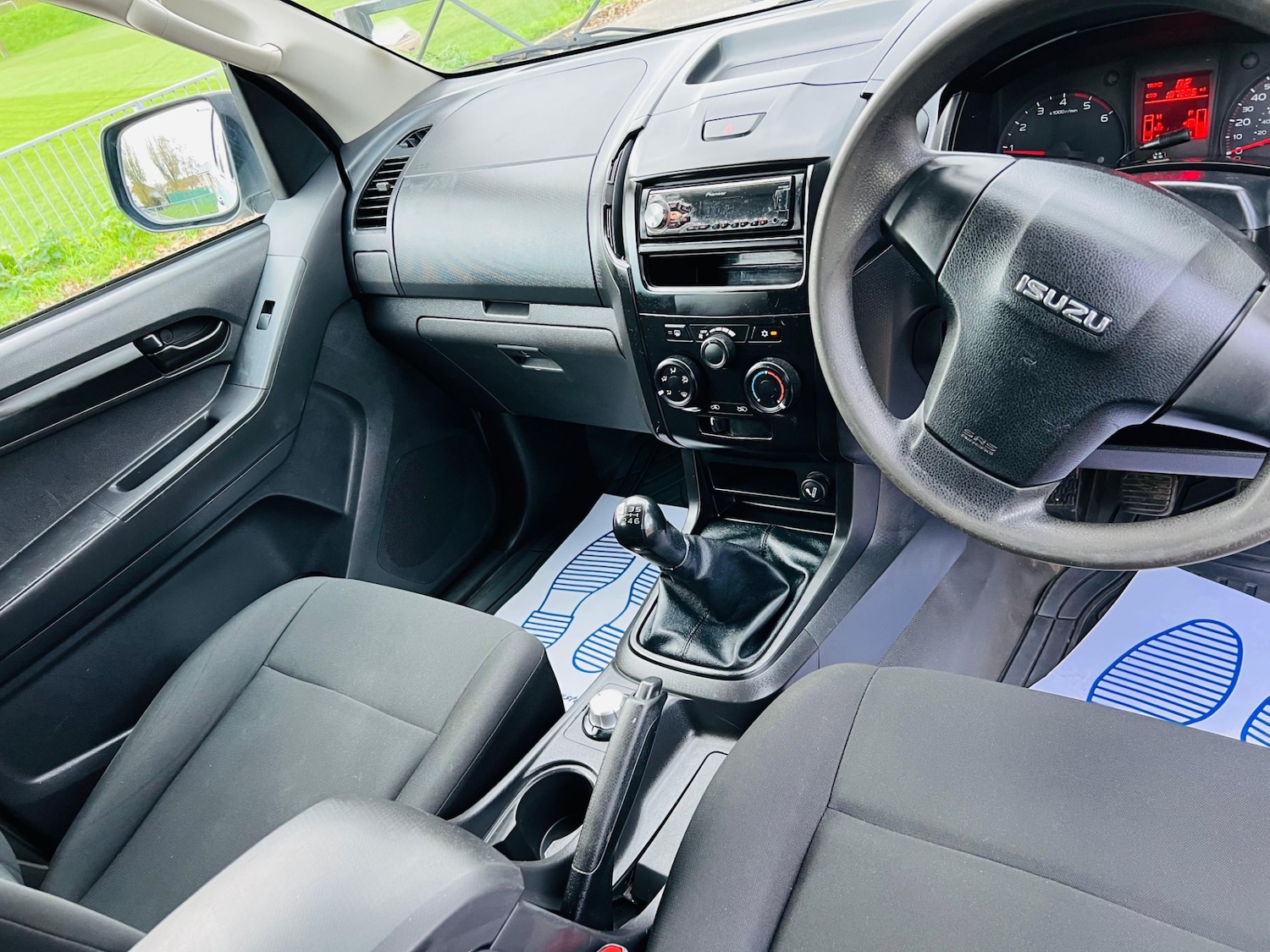 Used Isuzu D-Max 2017 for sale - 76626671: Photo 20