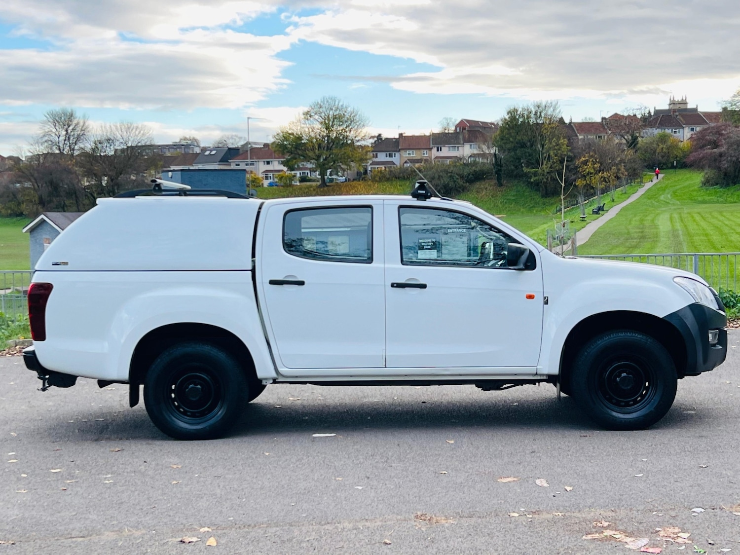 Used Isuzu D-Max 2017 for sale - 76626671: Photo 7