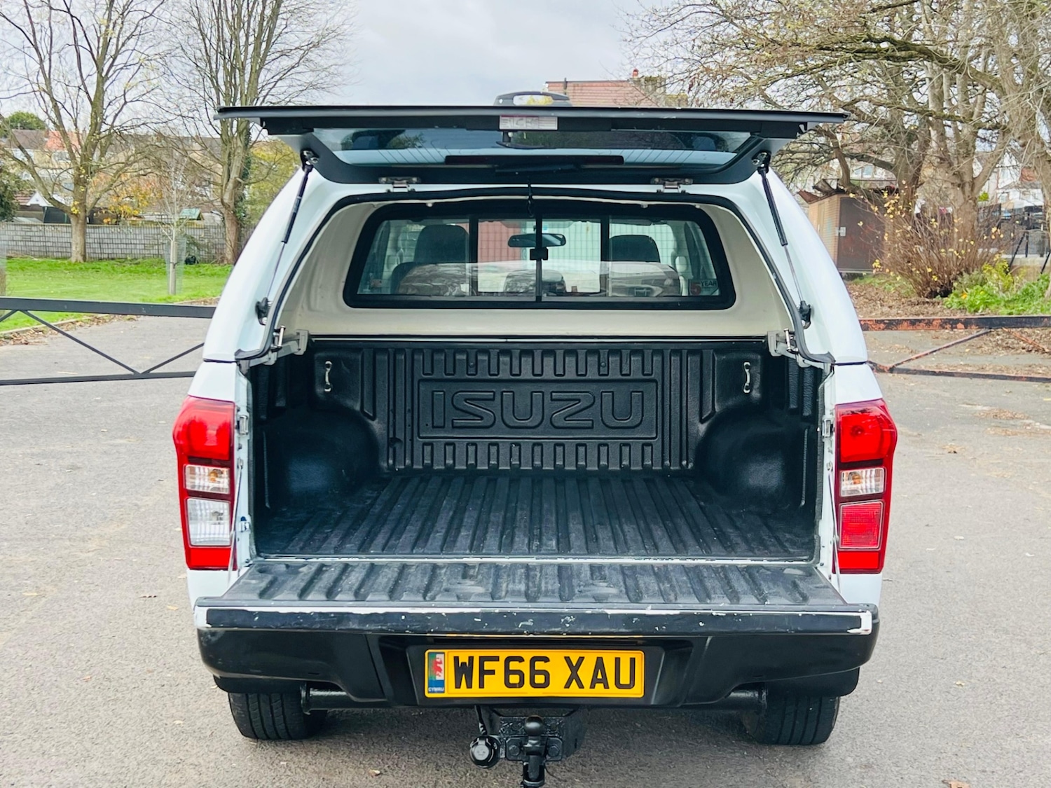 Used Isuzu D-Max 2017 for sale - 76626671: Photo 8