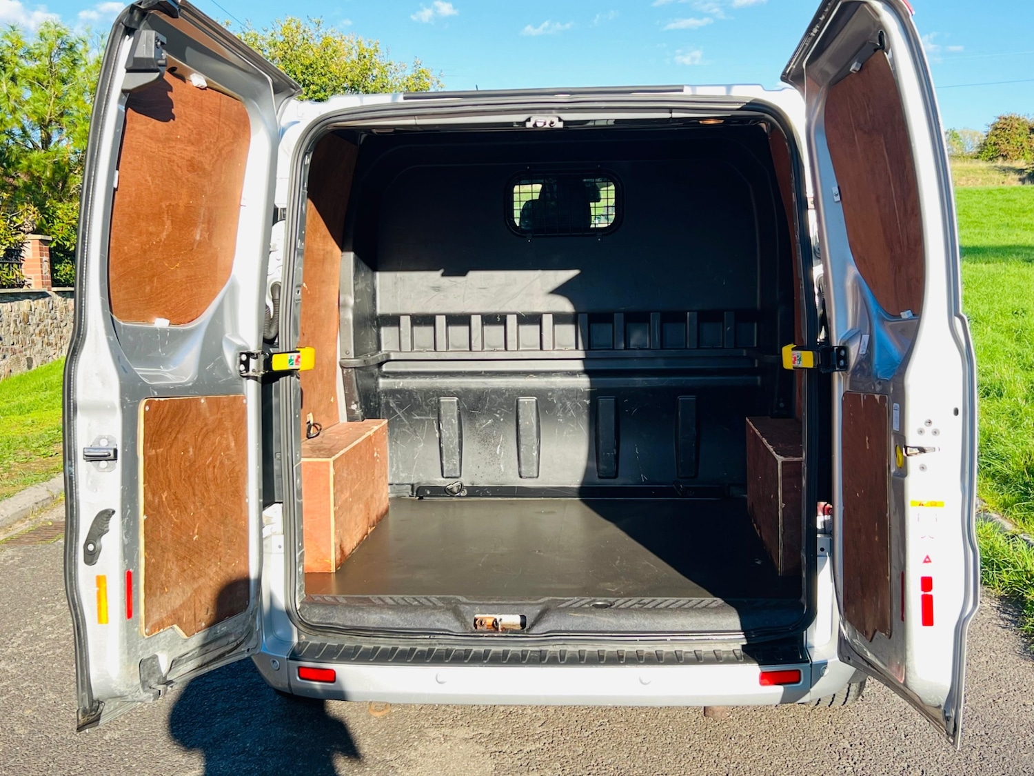 Used Ford Transit Custom 2016 for sale - 76082942: Photo 10