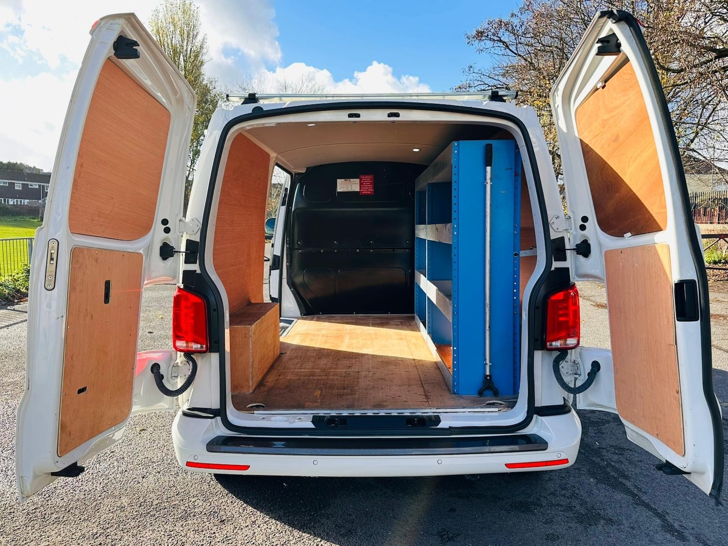 Used Volkswagen Transporter 2023 for sale - 76518469: Photo 11