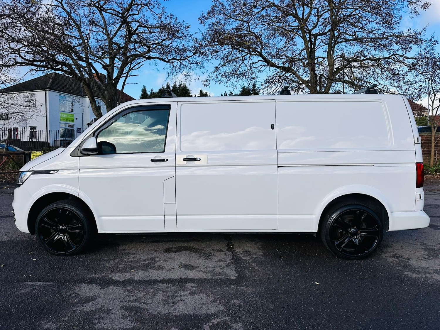 Used Volkswagen Transporter 2023 for sale - 76518469: Photo 7