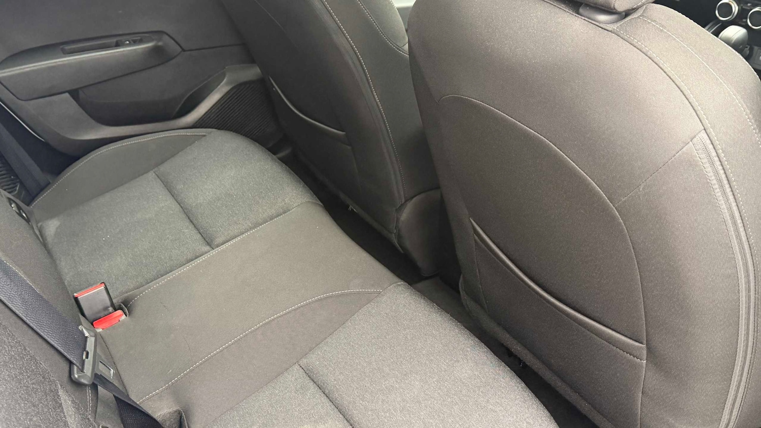 Used Renault Clio 2023 for sale - 77334102: Photo 14