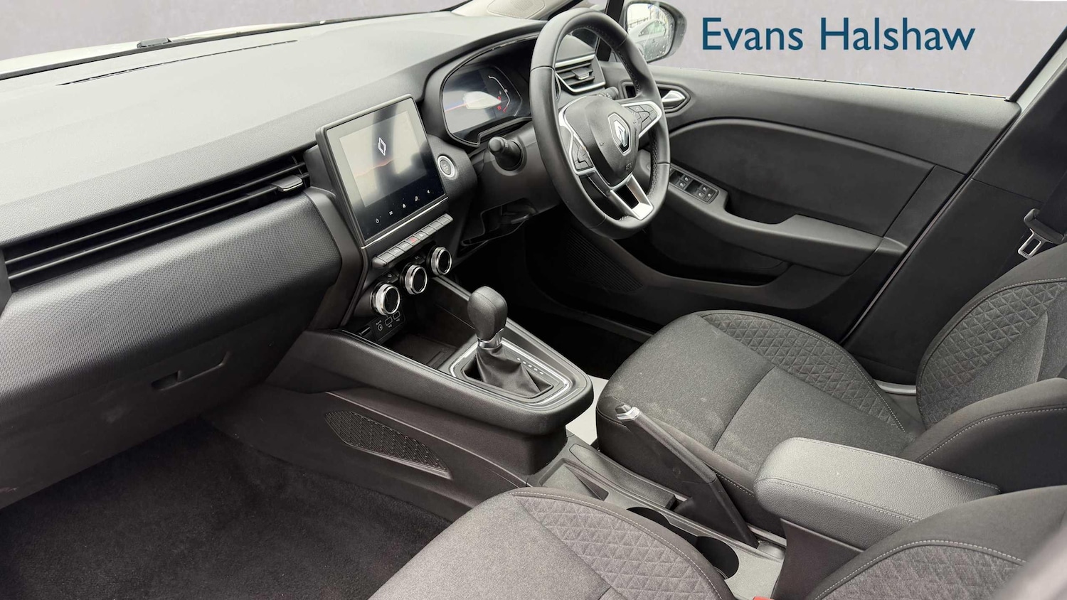 Used Renault Clio 2023 for sale - 77334102: Photo 16