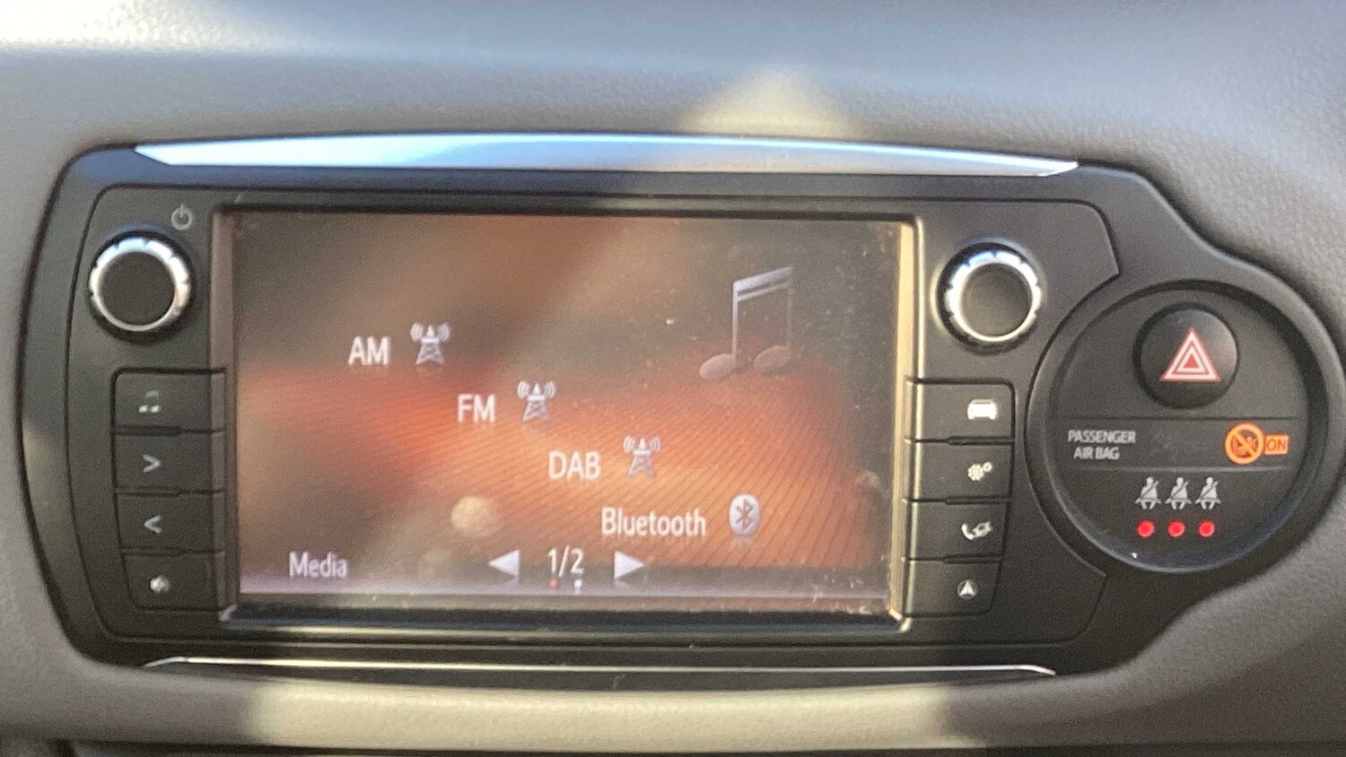 Used Toyota Yaris 2016 for sale - 76351633: Photo 15