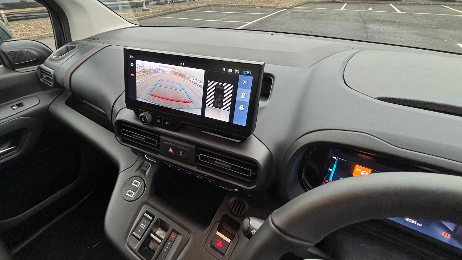 Used Citroen Berlingo 2024 for sale - 77601171: Photo 12