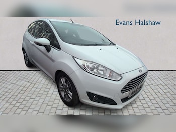 Used Ford Fiesta 2015 for sale - 77772252: Photo