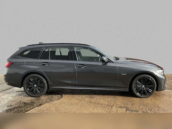 Used BMW 3 Series 2021 for sale - 75813054: Photo