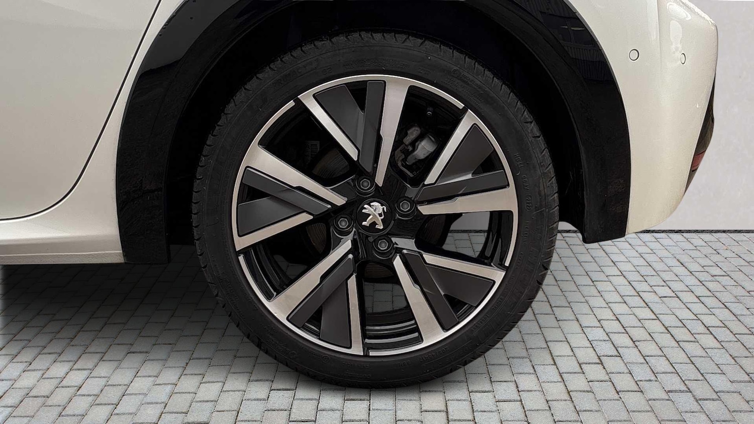 Used Peugeot 208 2022 for sale - 76705078: Photo 6