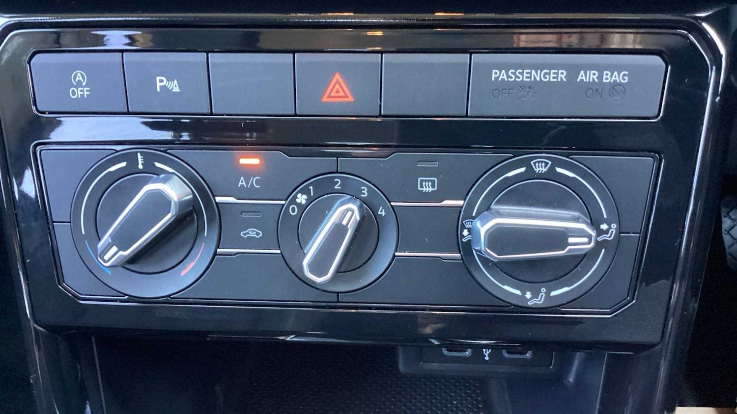 Used Volkswagen T-Cross 2022 for sale - 75813065: Photo 23