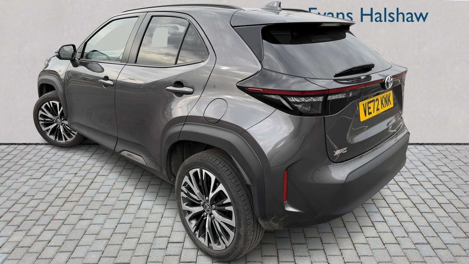 Used Toyota Yaris Cross 2023 for sale - 77787088: Photo 3