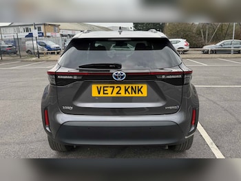 Used Toyota Yaris Cross 2023 for sale - 77787088: Photo