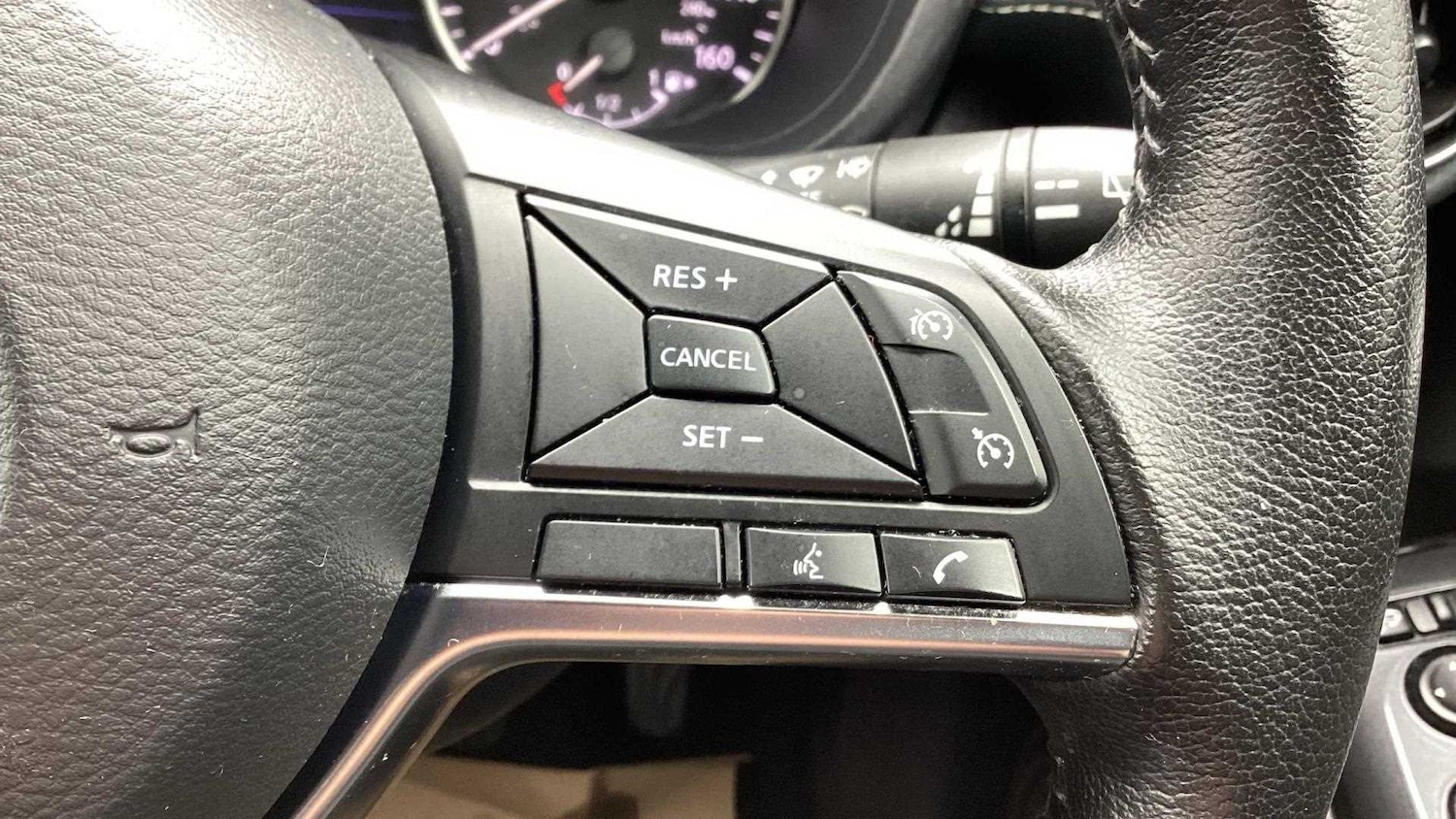 Used Nissan Juke 2020 for sale - 76875829: Photo 27