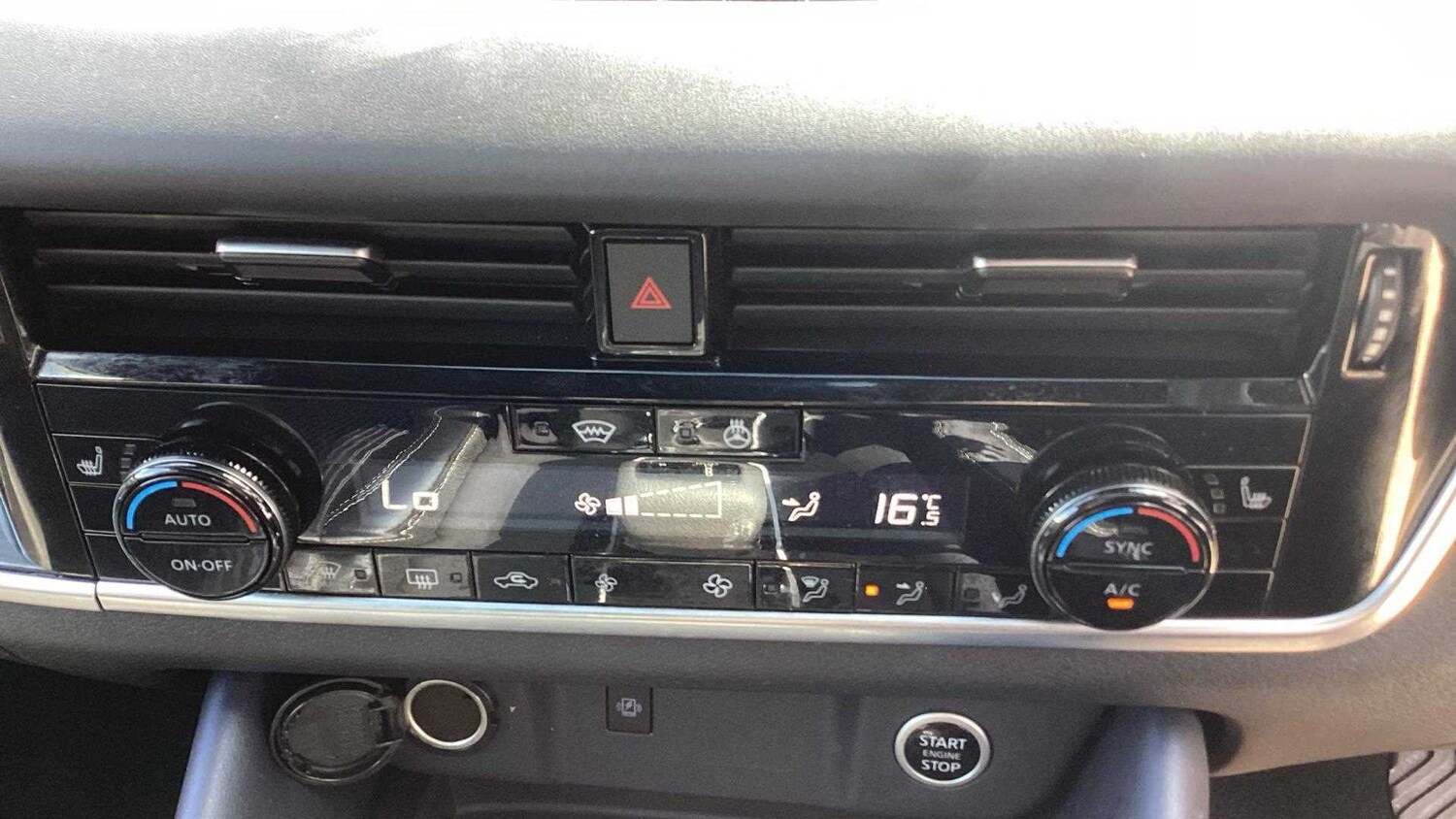 Used Nissan Qashqai 2023 for sale - 75812496: Photo 22