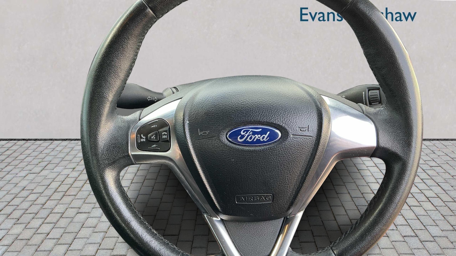 Used Ford Fiesta 2015 for sale - 76351642: Photo 11