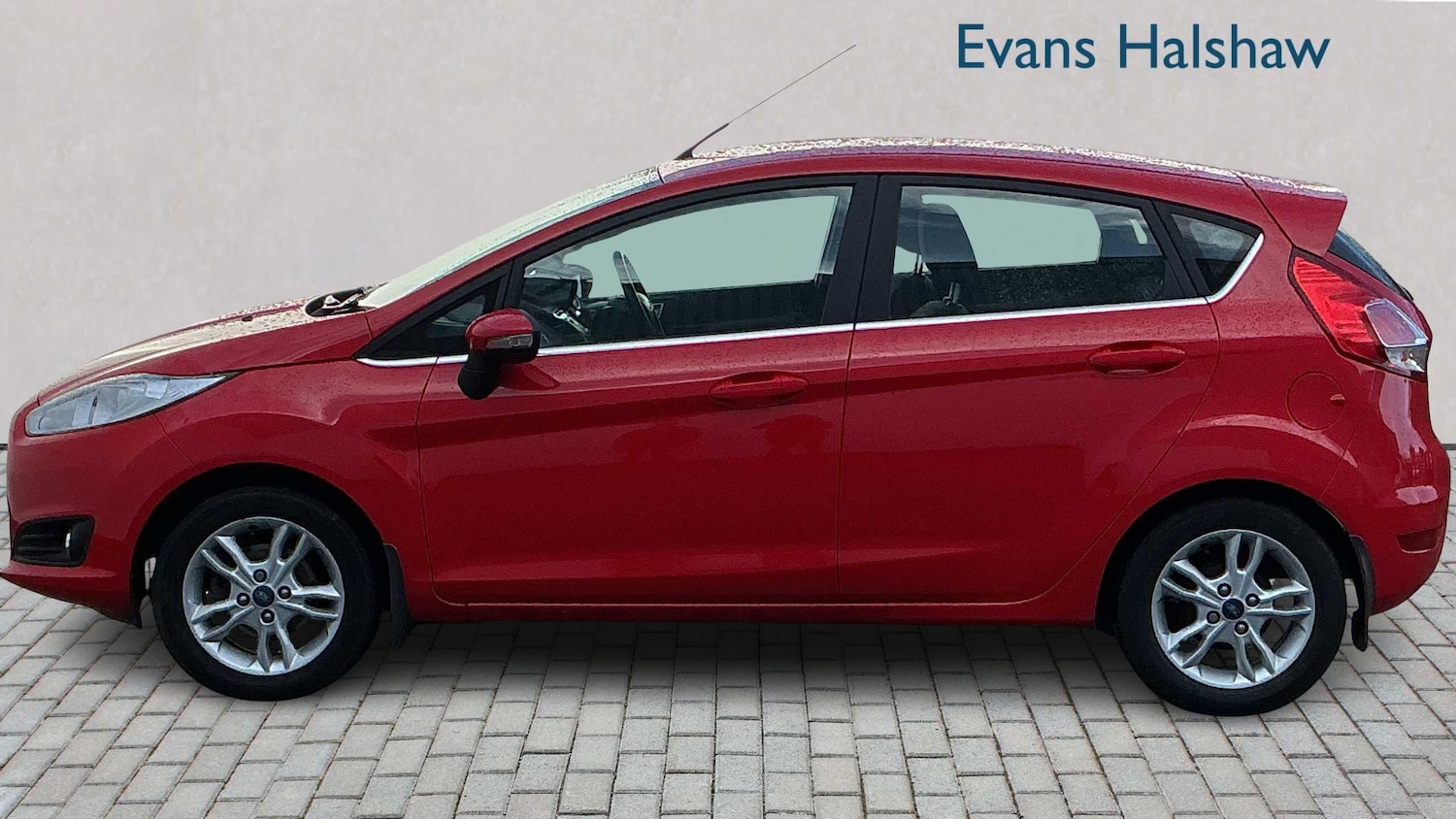 Used Ford Fiesta 2015 for sale - 76351642: Photo 3