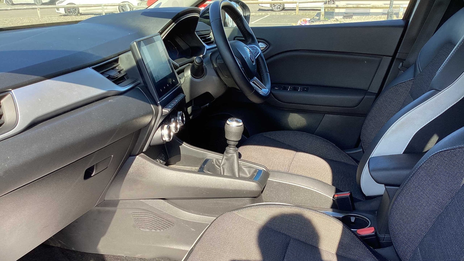 Used Renault Captur 2022 for sale - 77615545: Photo 19