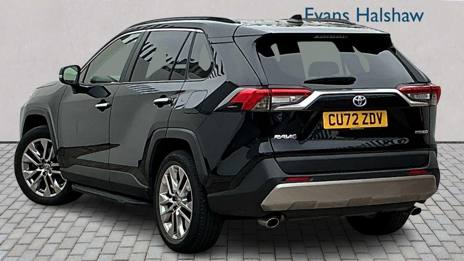 Used Toyota RAV4 2022 for sale - 76286422: Photo 3