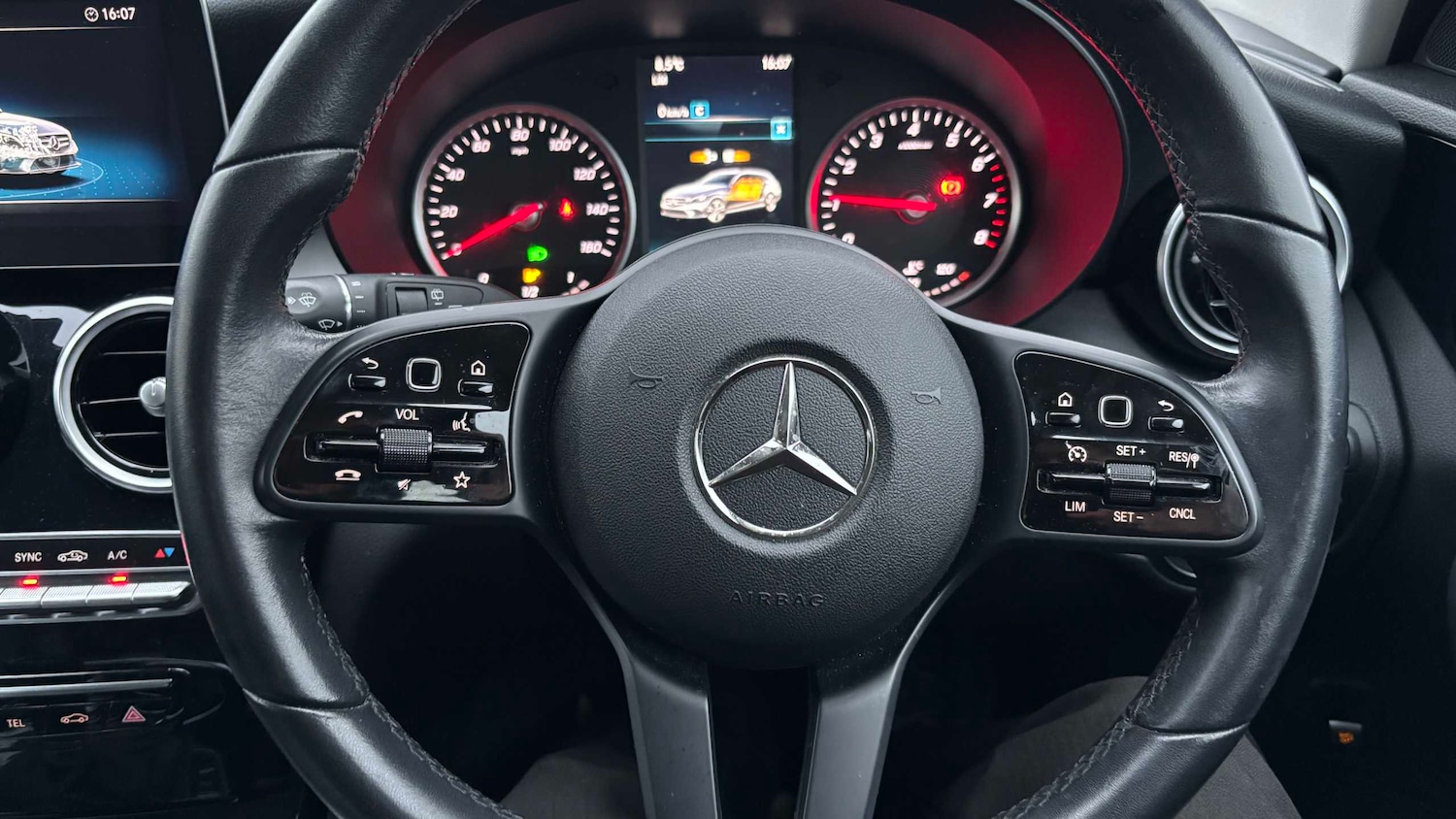 Used Mercedes-Benz C Class 2019 for sale - 77178839: Photo 10