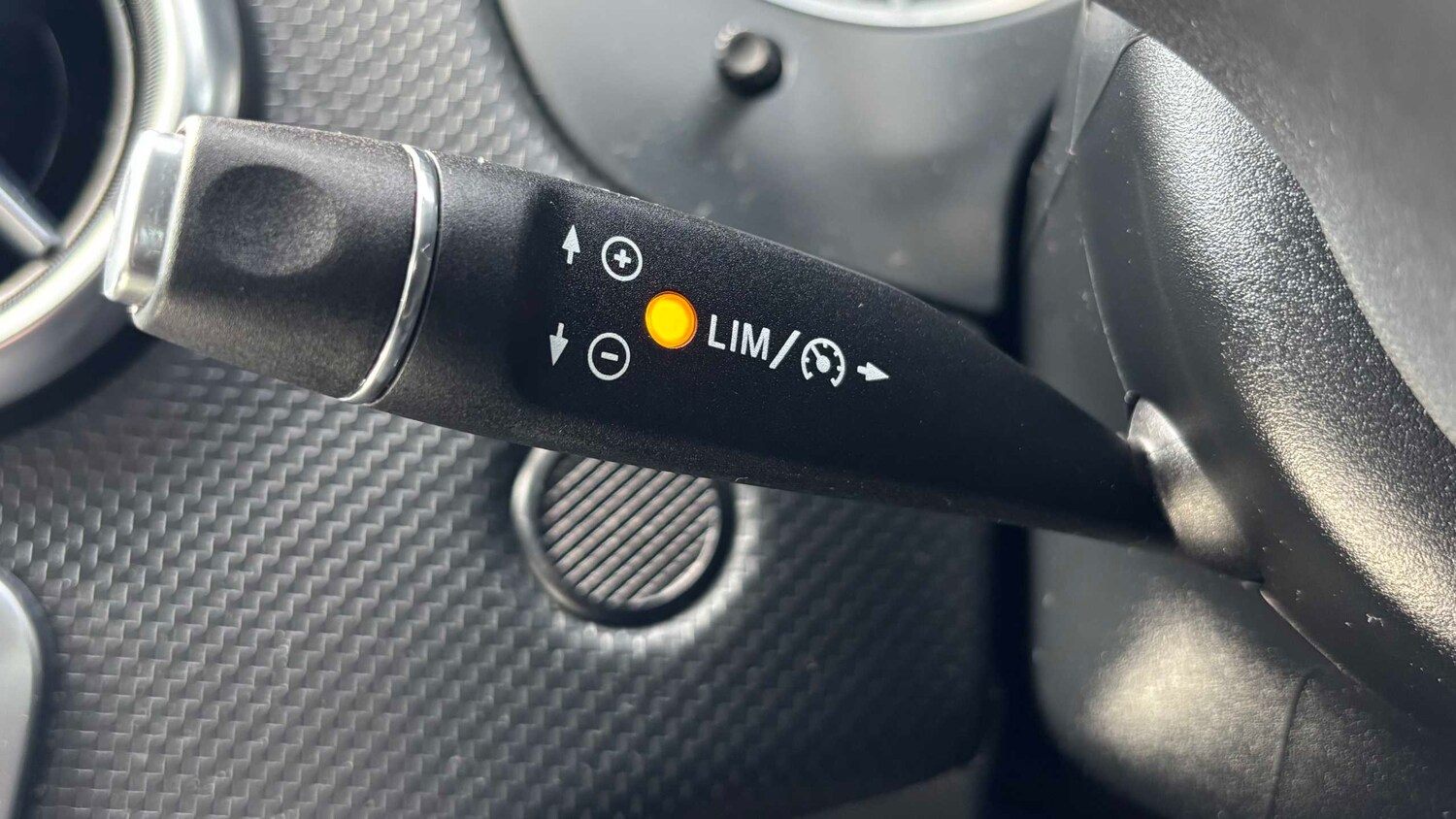 Used Mercedes-Benz A-Class 2015 for sale - 77972470: Photo 21