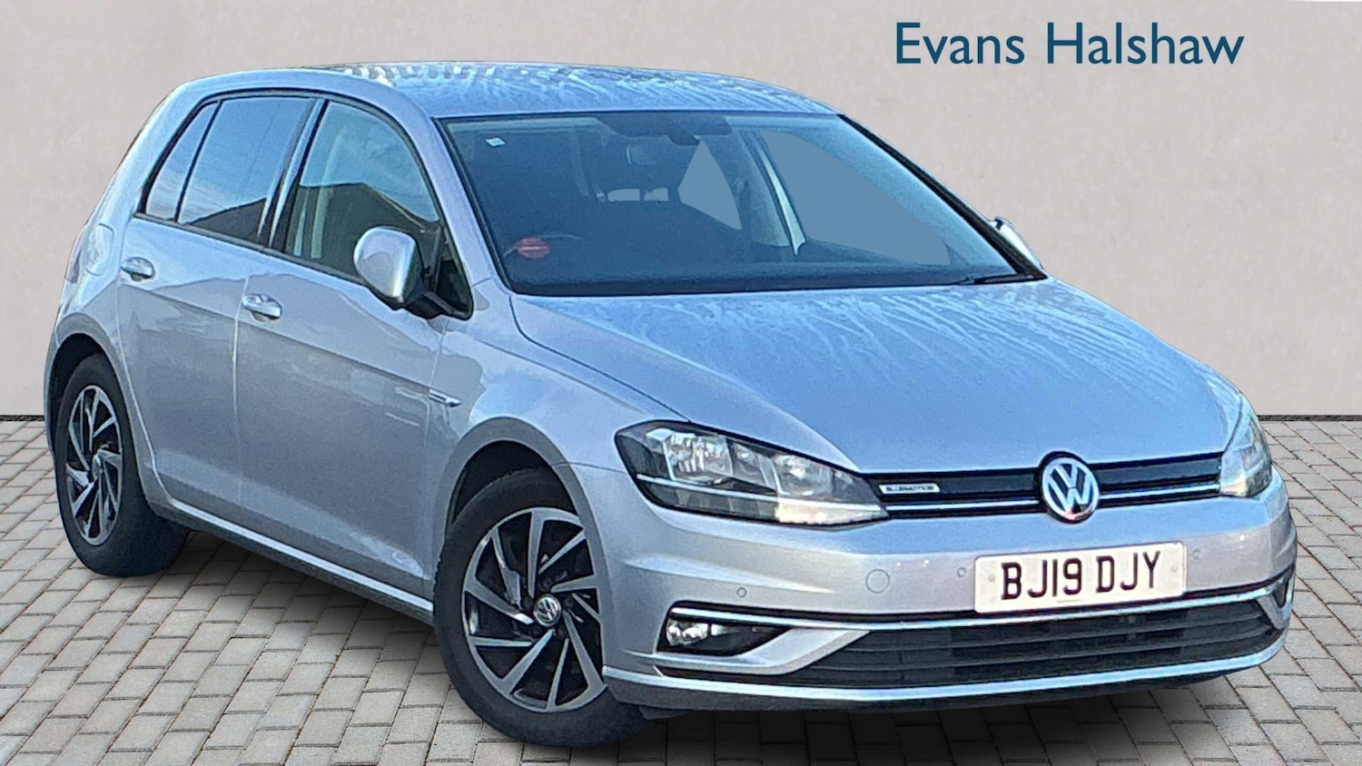 Used Volkswagen Golf 2019 for sale - 76746118: Photo 1