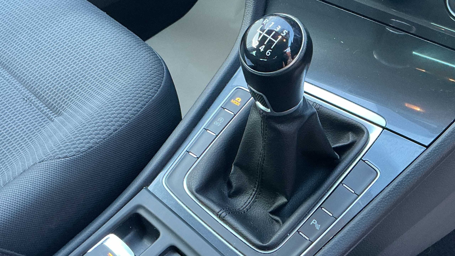 Used Volkswagen Golf 2019 for sale - 76746118: Photo 10