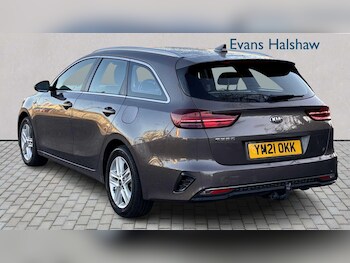 Used Kia Ceed 2021 for sale - 77589011: Photo