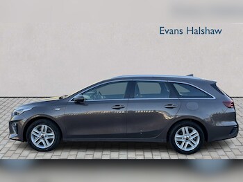 Used Kia Ceed 2021 for sale - 77589011: Photo