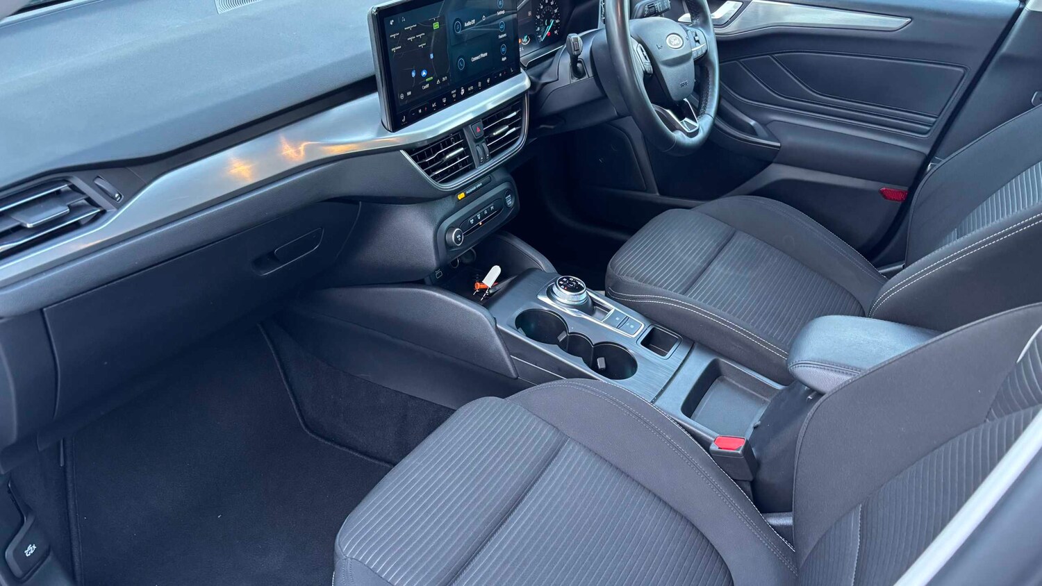 Used Ford Focus 2022 for sale - 77011130: Photo 16