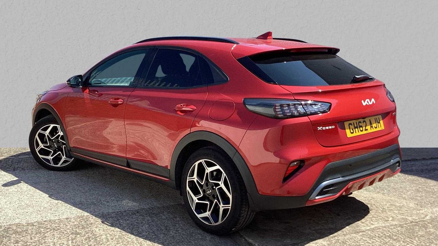 Used Kia XCeed 2023 for sale - 77561094: Photo 3