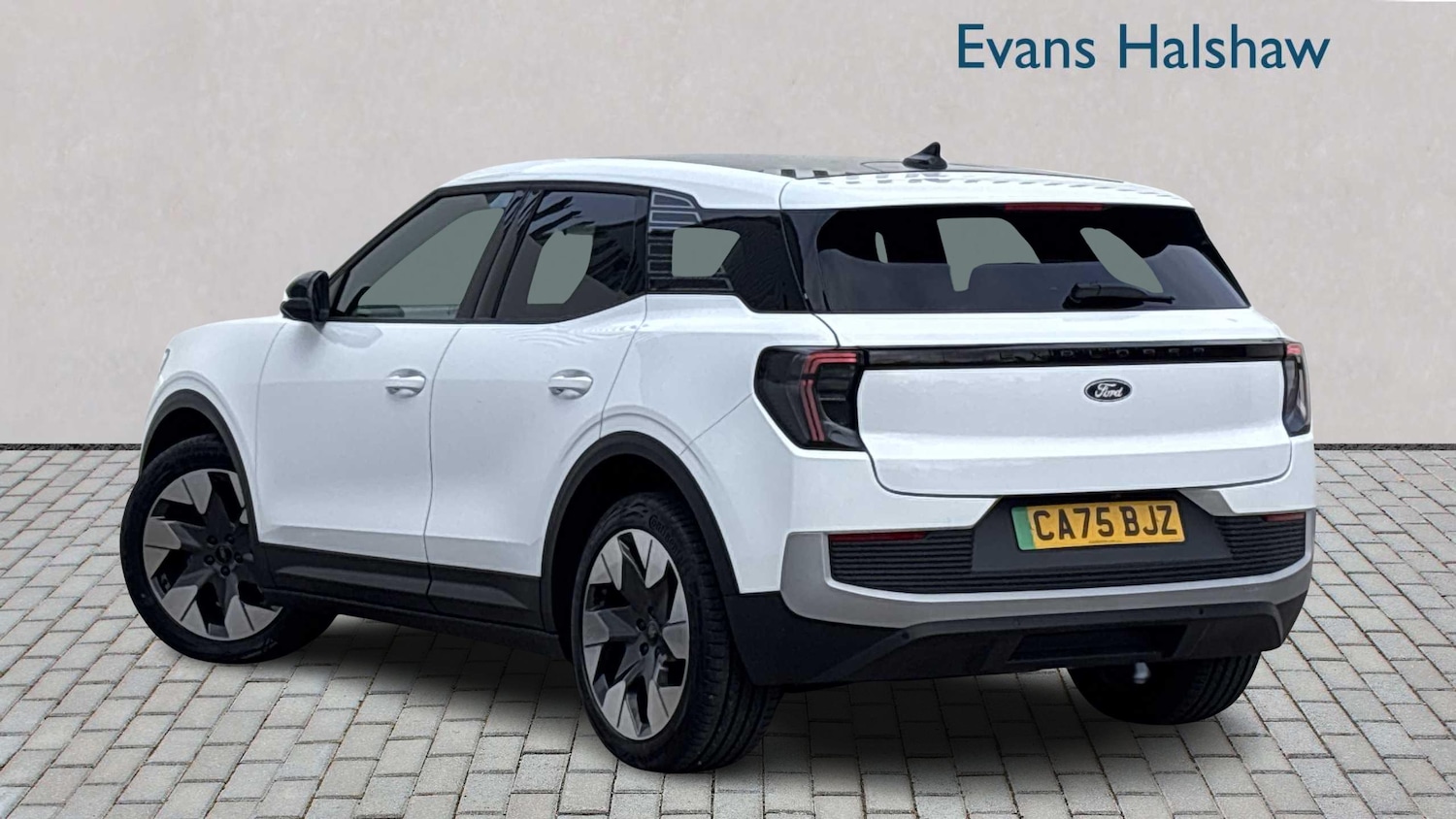 Used Ford Explorer 2025 for sale - 77389887: Photo 2