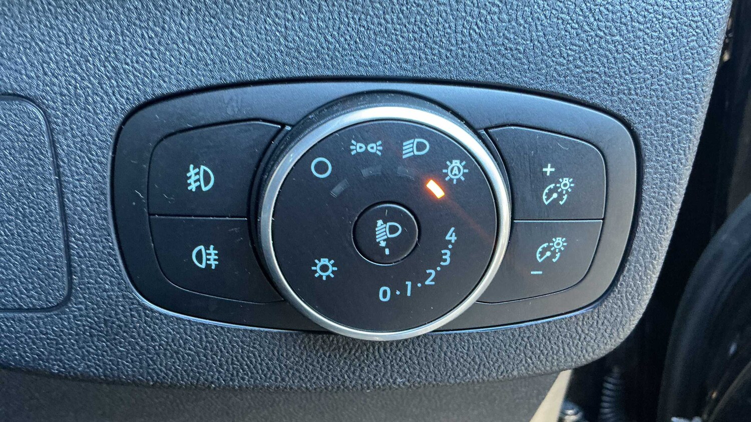 Used Ford Puma 2023 for sale - 76063226: Photo 28