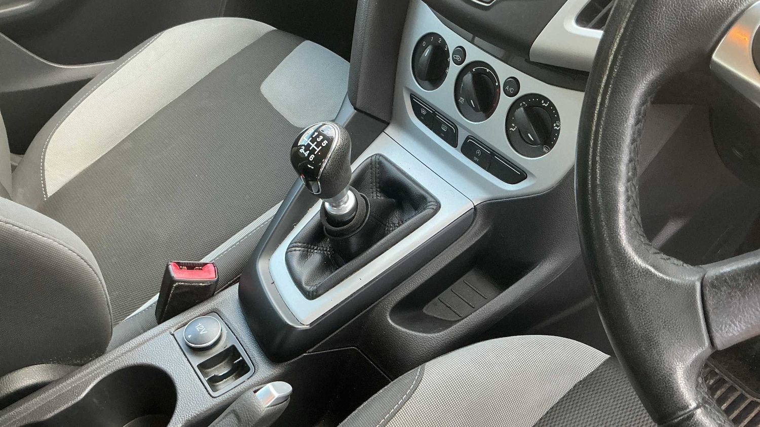 Used Ford Focus 2013 for sale - 76351626: Photo 11